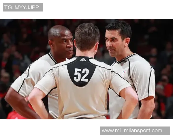 张佳玮谈文班发挥牵制力的重要性与全队配合的空间创造能力