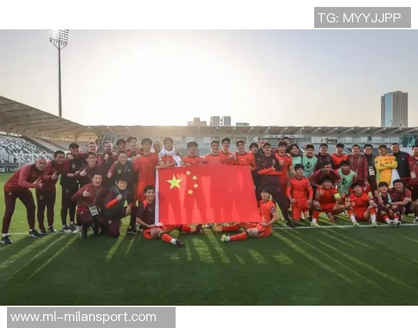 老大哥蒋光太晒点球制胜瞬间为U23男足加油打气展现团结精神